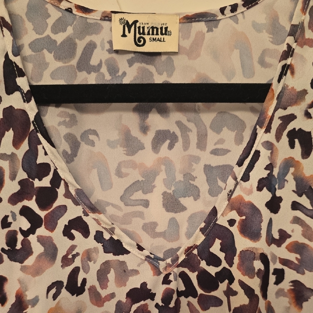 Cold Shoulder Tunic - Picture 2 of 6